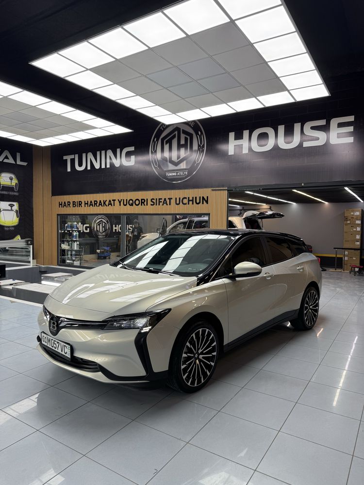Buick velite 6 Restayling 450 km  elektr holati ideal saka diska R19