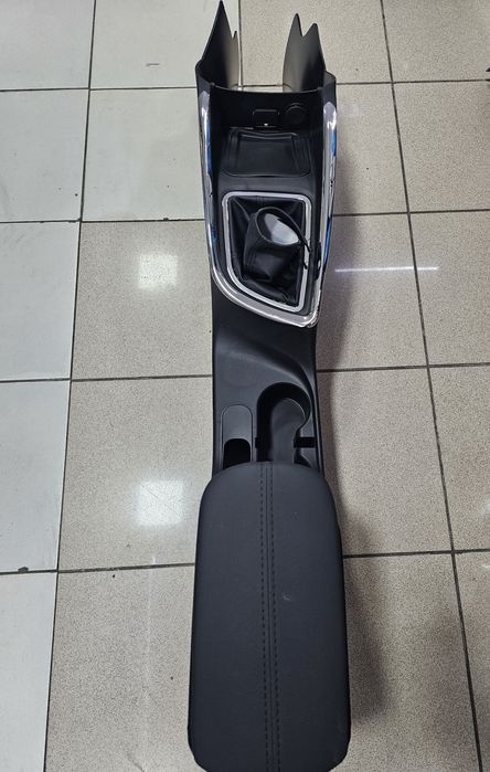 Kobalt bar Onix dizayn