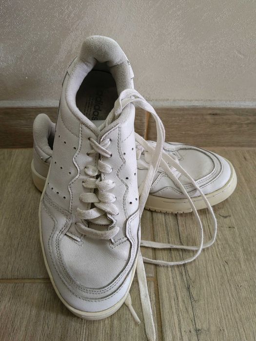 Дамски кецове Adidas