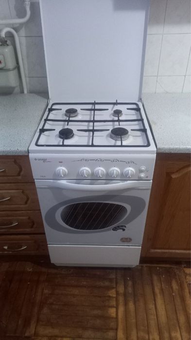 ПЛИТА газовая  с духовым шкафом