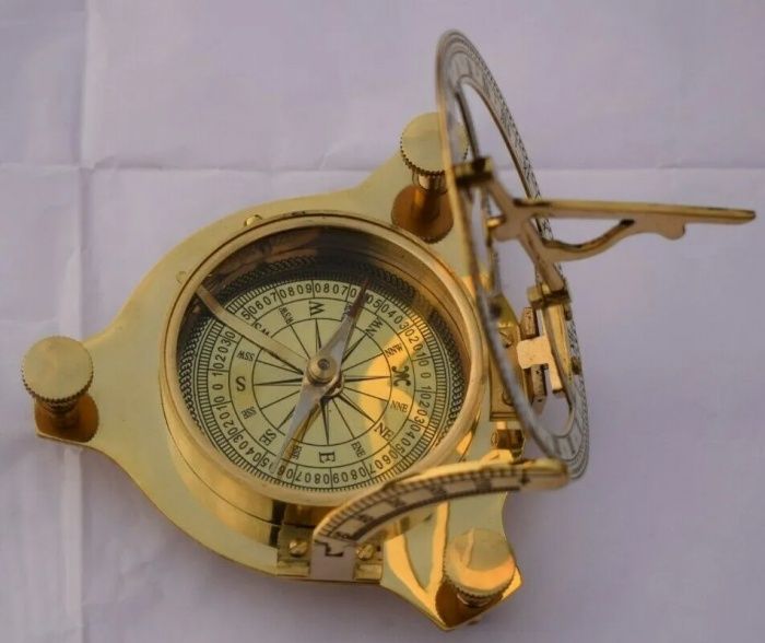 Busola cu compas piesa colecție