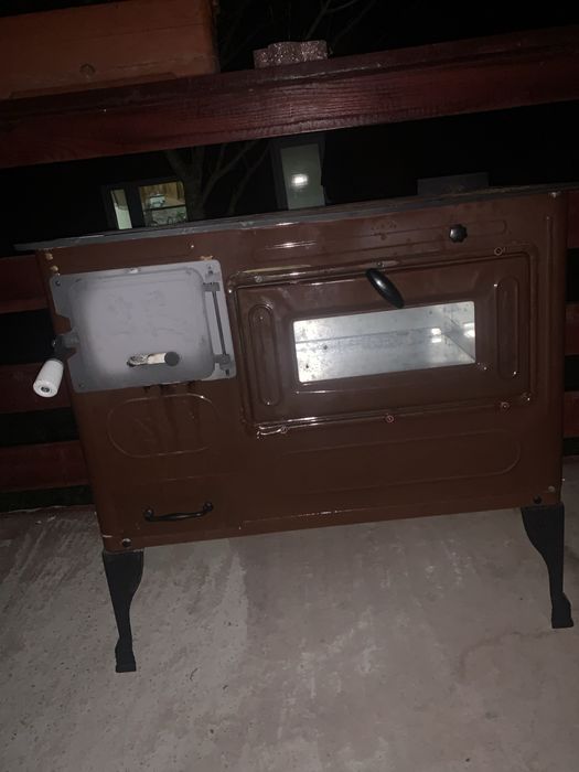 Vănd sobă de gătit !