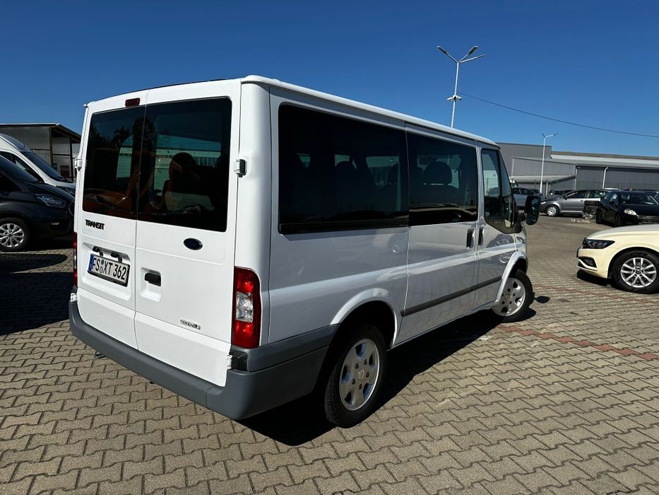 Ford Transit 8+1 (9 Locuri) - 2.2D 85CP - Clima * Pilot aut.
