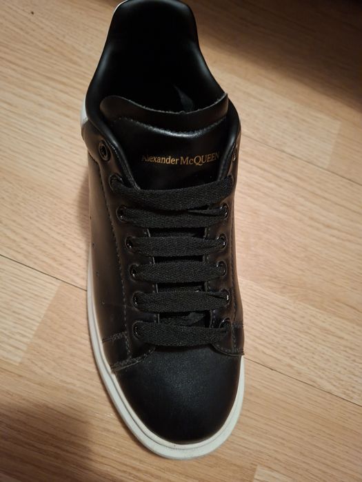 Vând adidași Alexander mcqueen mărimea 41 in stare buna