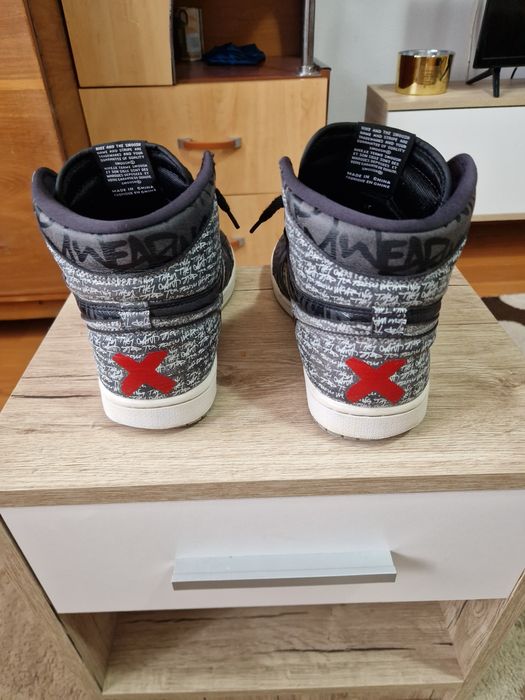Jordan 1 rebellionaire 40,5