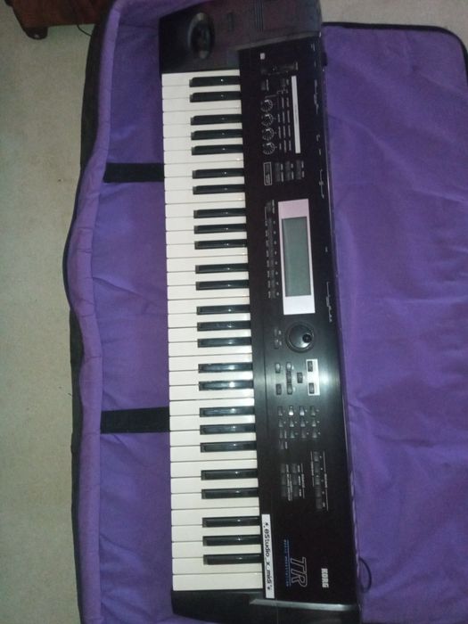 Срочно продам "Korg TR