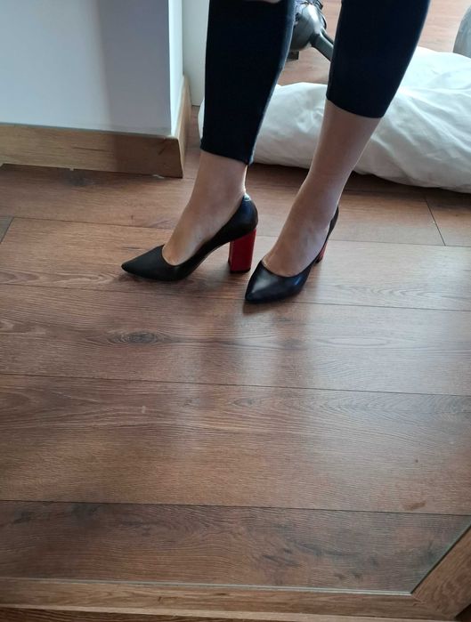 Pantofi negri piele, marimea 37