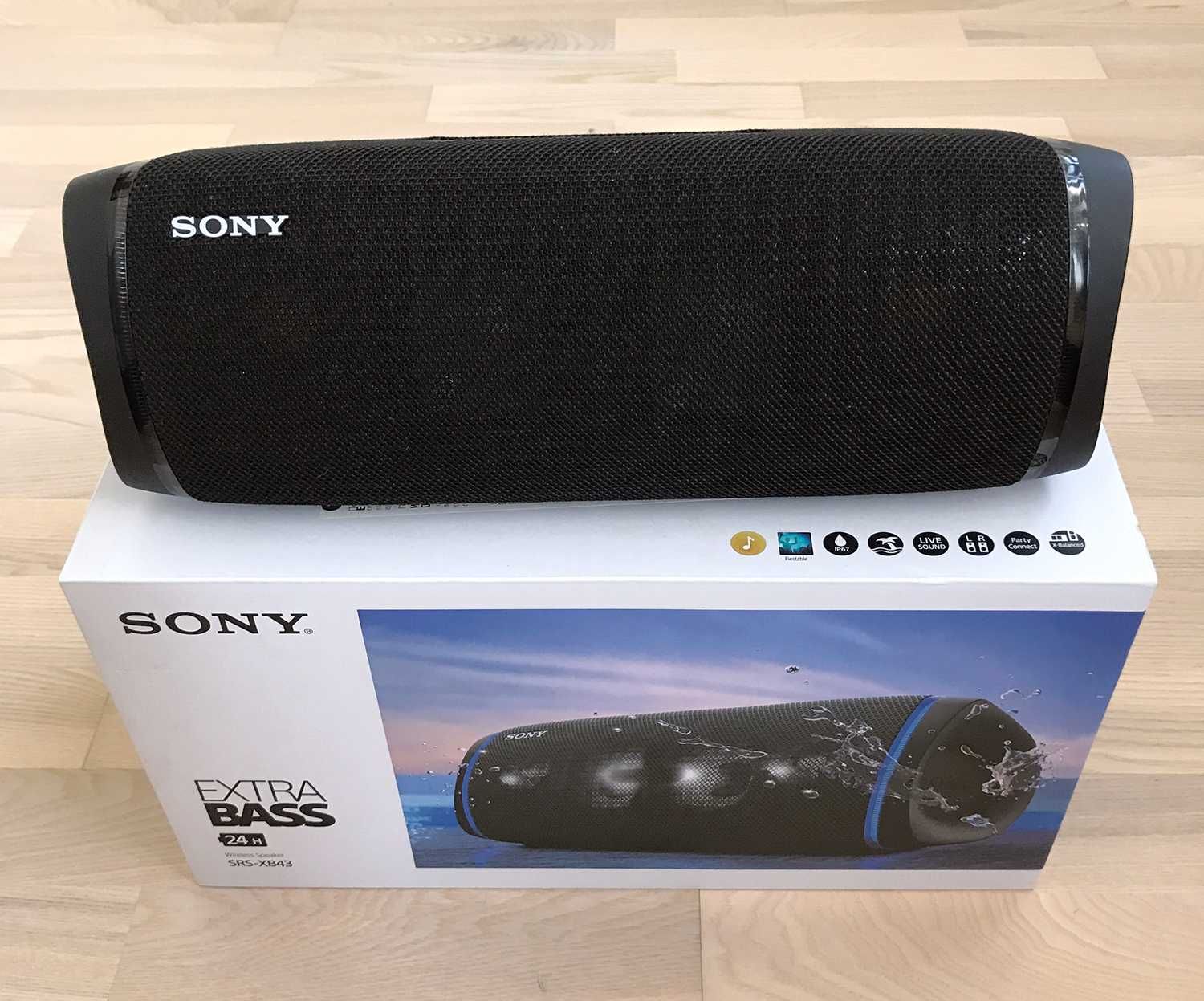Преносима Bluetooth тонколона Sony SRS-XB43B, Extra Bass