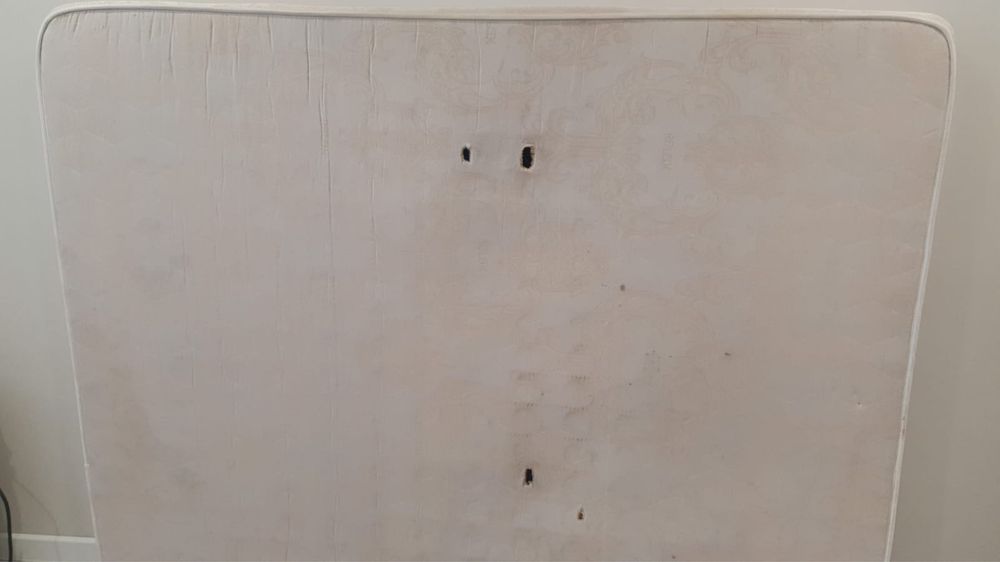 Продам матрас 160 200