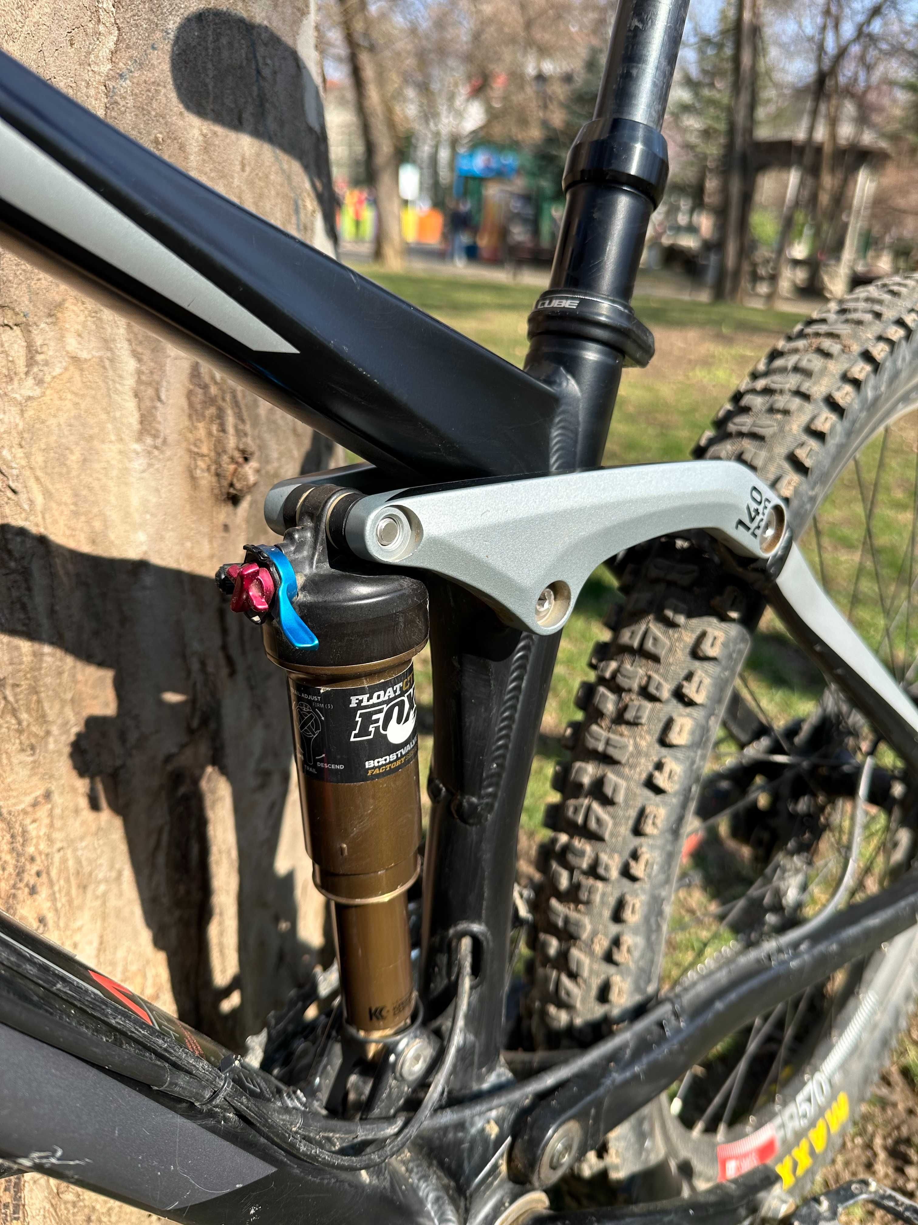 Bicicleta Cube Stereo Pro - Full suspension