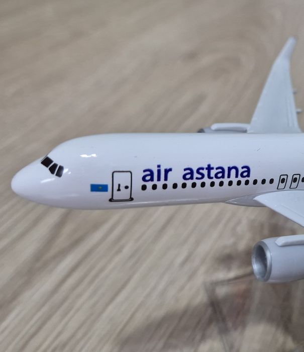 Модель самолёта Air Astana