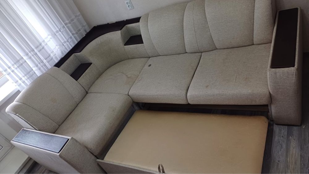 Угловой диван