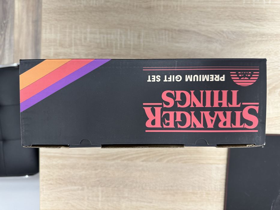 Set cadou Netflix Stranger Things - Hellfire Club