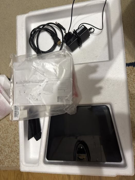 Full HD монитор LG IPS224