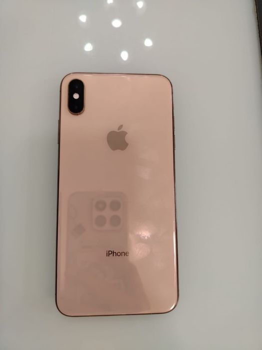 Айфон XS MAX  телефон