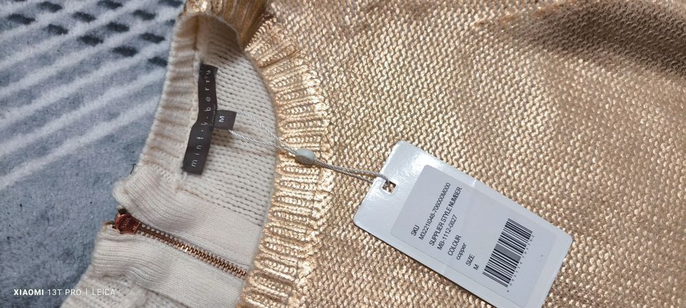 Голям лот дамски дрехи