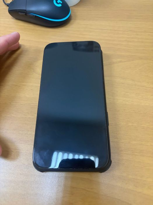 iPhone 16 PRO de 256 GB cu 100% Bateria