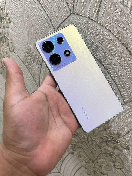 Infinix Note 30 Ideal holatda 256gb Aybi yoq
