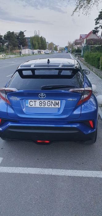 Toyota C-HR hybrid