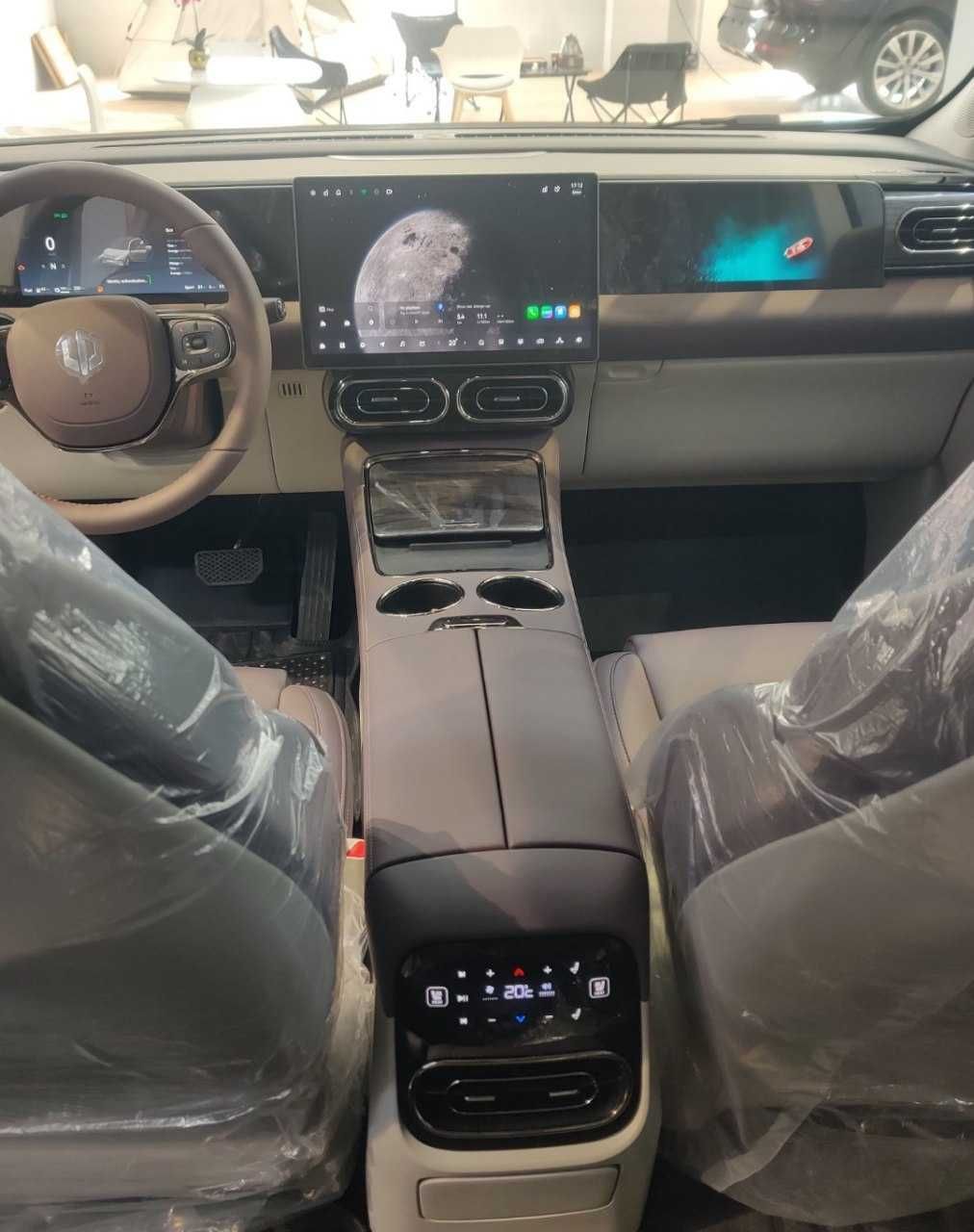 C11 Leapmotor 2025 gibrid naxt va nasiyaga
