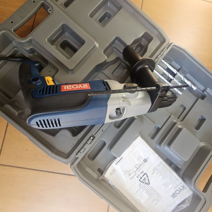 Masina gaurit/însurubat cu percutie Ryobi EID-1052 RE-TC(makita)