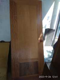 Дверь деревянная б/у