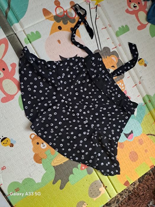 Haine de damă ,rochite ,fuste  M