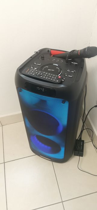 Boxă portabilă Vortex vo2607  nicrofon Wi-Fi, sunet puternic, leduri