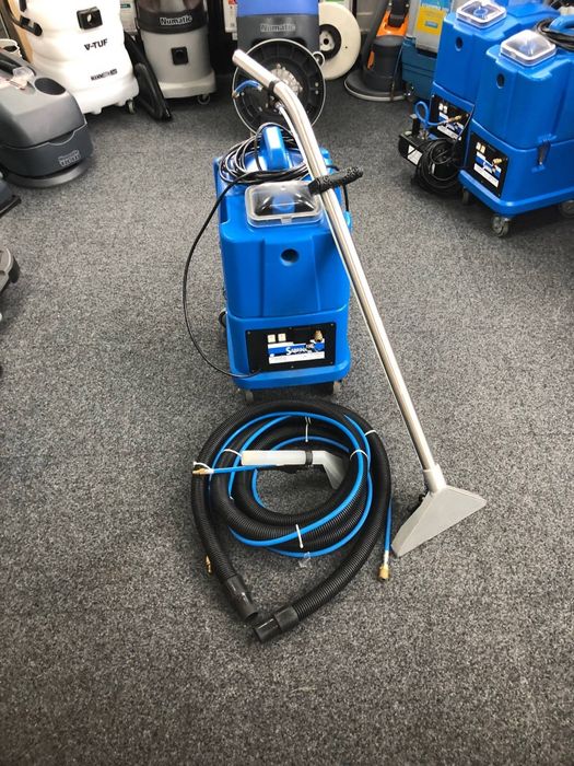 Чистка мягкой мебели и ковров