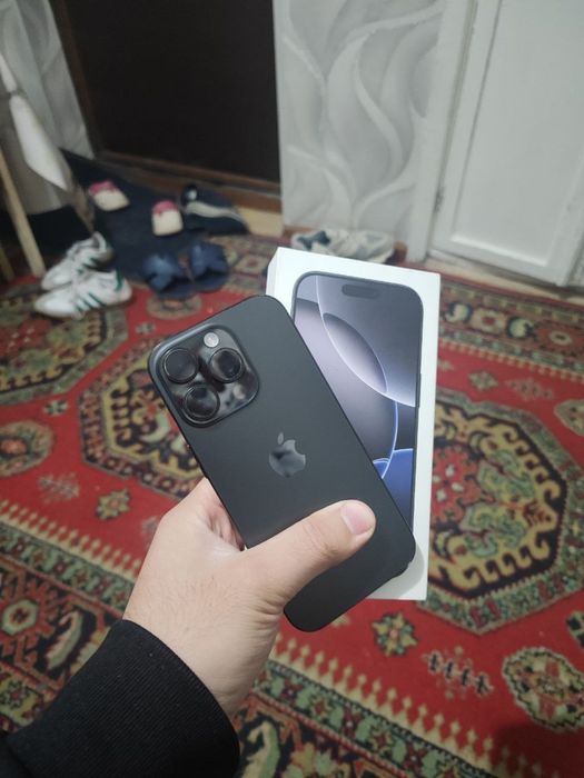 iPhone 16 Pro