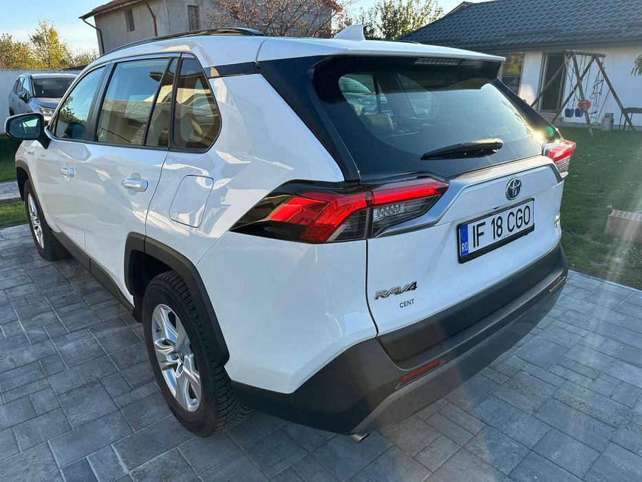 Toyota RAV4 2.5 4x4 AWD Hybrid Distronic 90.000km Garantie Istoric