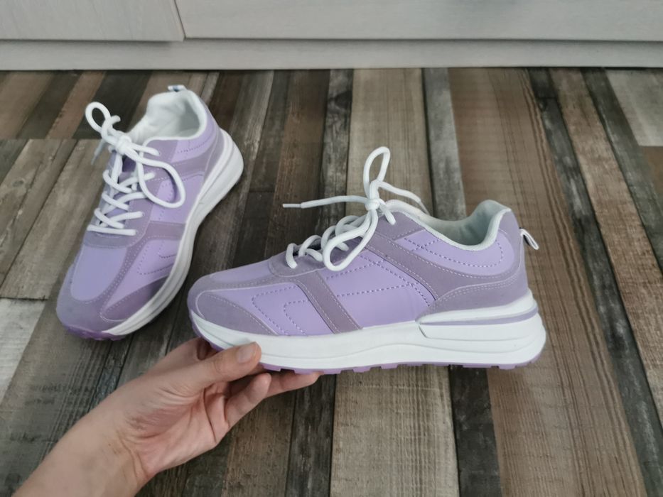 Adidași marime 37