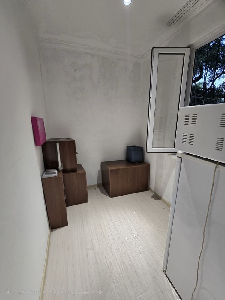 Феруза Продается квартира 1/1/4 балкон 2х6