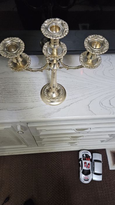 Antikvar Shamdon sotiladi latun boyi 32 sm