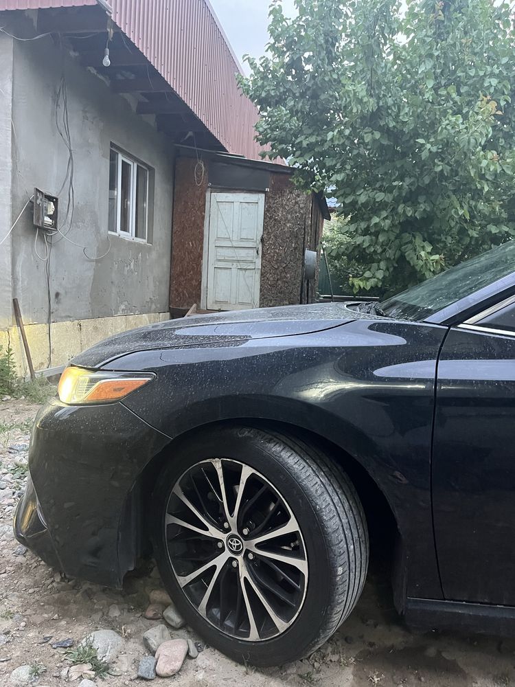 Tayota camry 75.