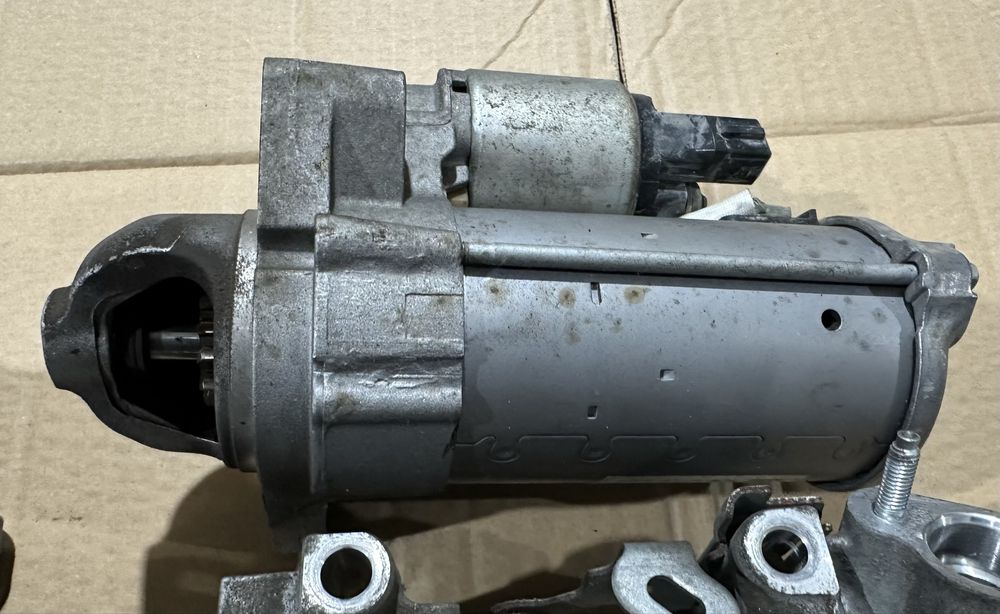 Compresor ac / Alternator Peugeot 208 2008, Citroen 1.2 Benzina THP