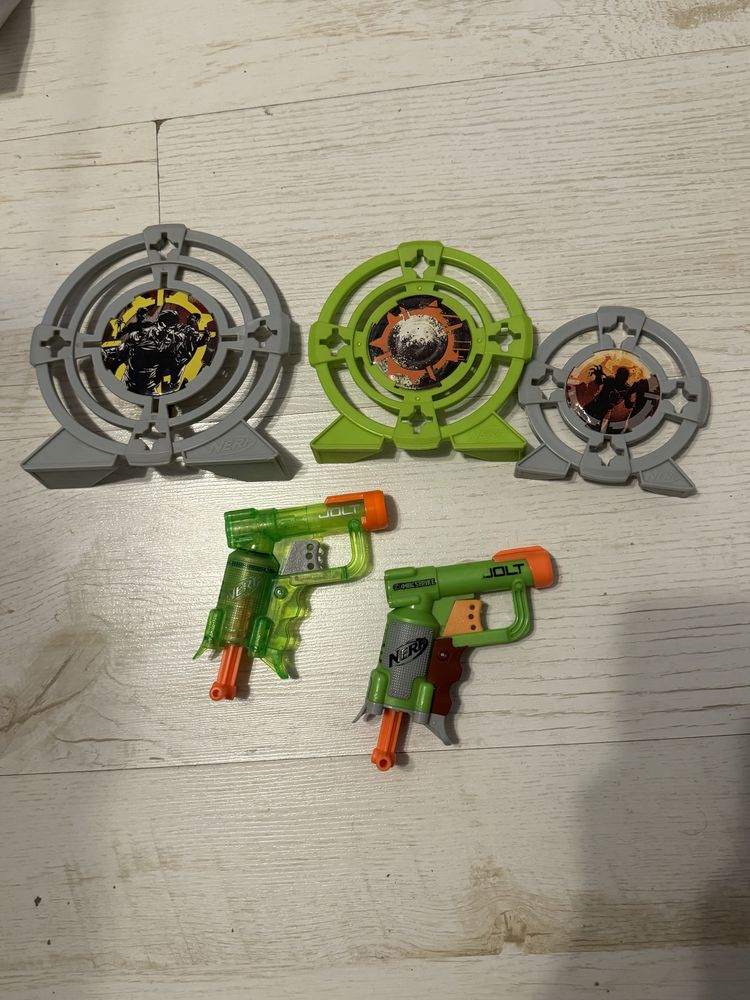 Set 2 Pistoale Nerf Jolt + Tinte