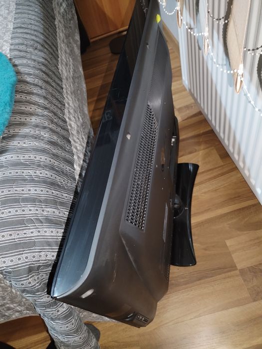 Vând TV LG 81 cm.functional,bine întreținut.