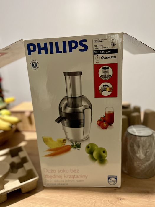 Storcator de fructe si legume Philips 700w