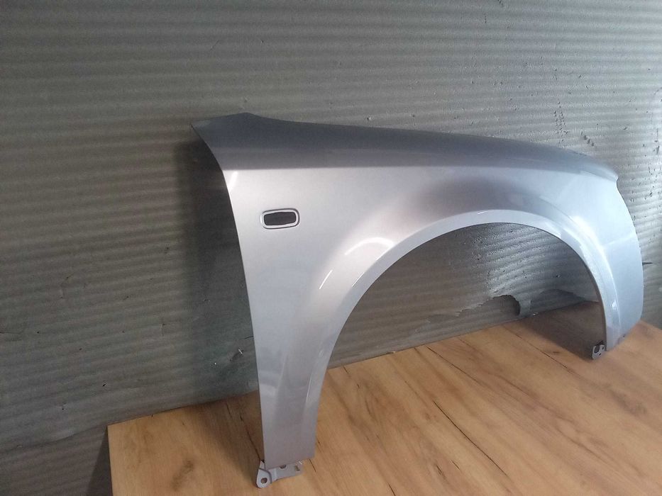 Aripa fata stanga/dreapta Audi A4 B6 Gri LY7H 2000-2004 VOPSITA