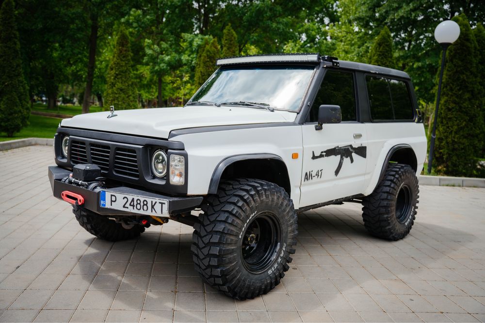 Nissan Patrol Y60 Accept unele variante + -