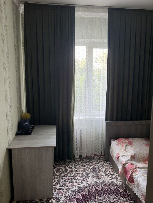 Продажа 3 хона 3 етаж 4 етажл 
Қора қамиш 2/4
Бакон 2*6 кв 70
Ипатекаг