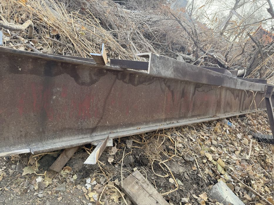 Балка двутавр б/у в хорошем сост