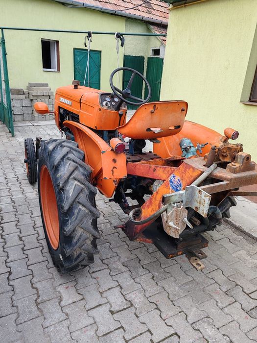 Vand tractor fiat 25cp