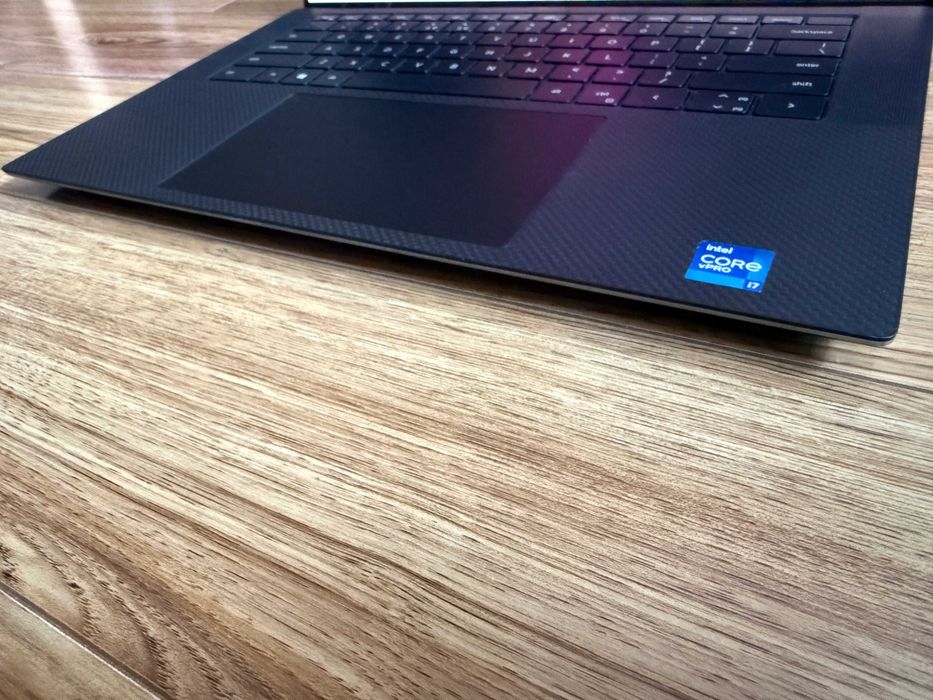 4K Touch Dell Precision 5560`i7-11850H/32GB RAM/1TB SSD/Nvidia T1200