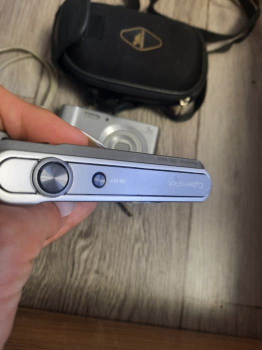 Продам Sony фотоаппарат