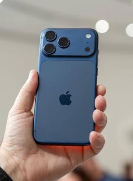 iPhone 17 новый .