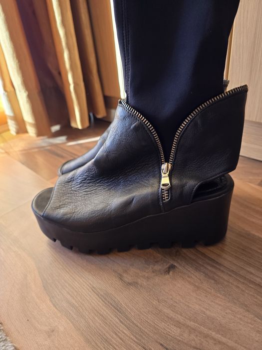 Летни кожени обувки Tendenz- 20лв