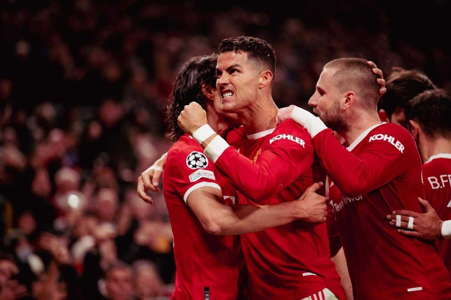 CRISTIANO Manchester Екип + Калци + Шапка Роналдо детски комплект