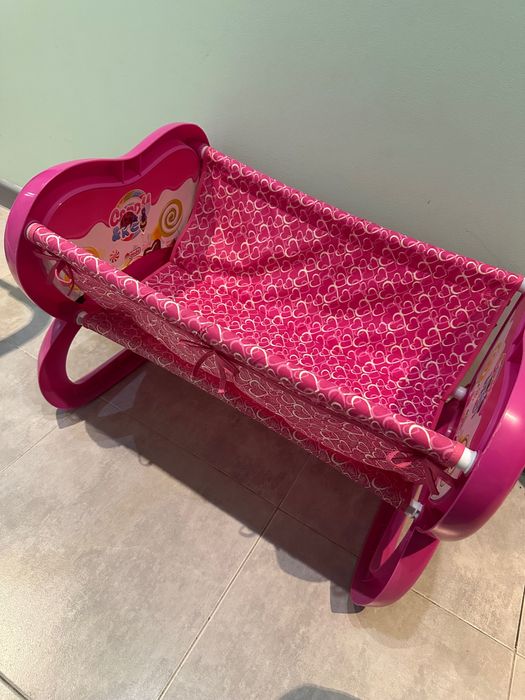 Количка и легло - люлка за кукли и интерактивна кукла Виктория